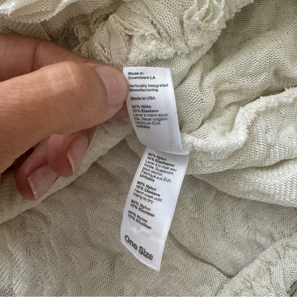 American Apparel Oversized Floral Top - Picture 7 of 8